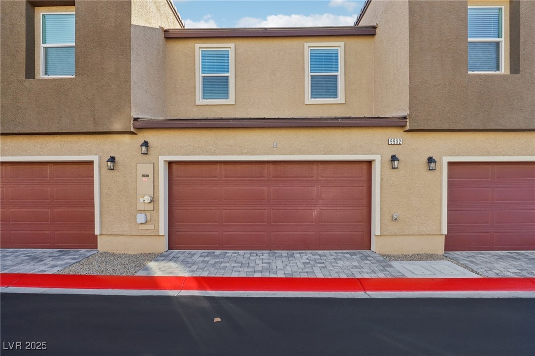 9932 Bumblebee Hills Street