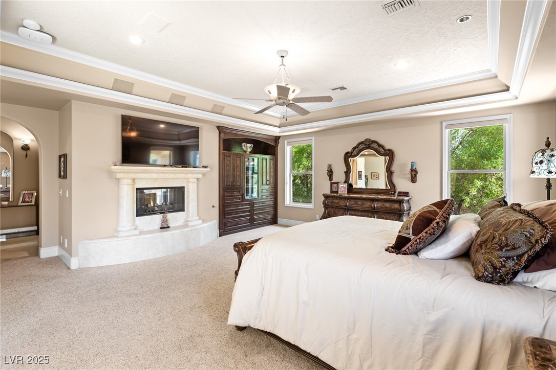 9505 Tournament Canyon Drive