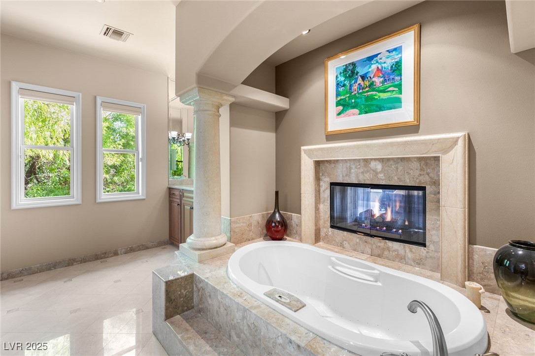 9505 Tournament Canyon Drive