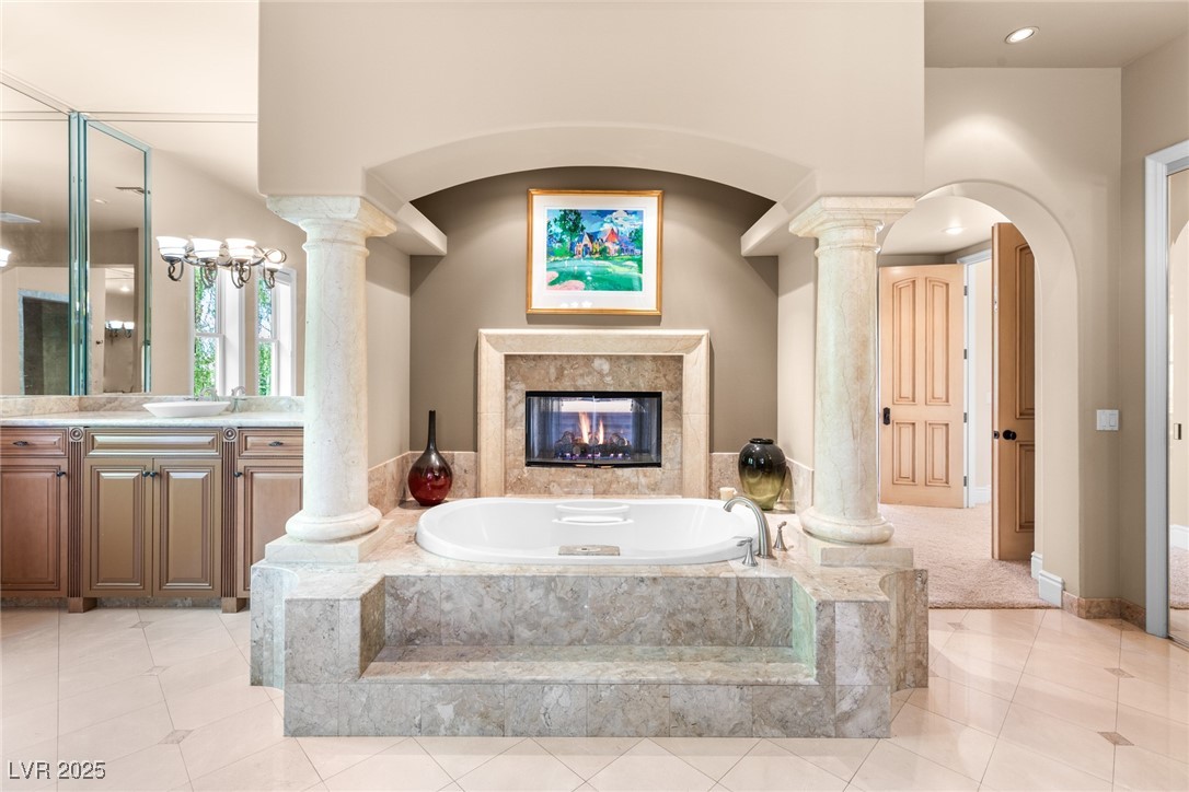 9505 Tournament Canyon Drive