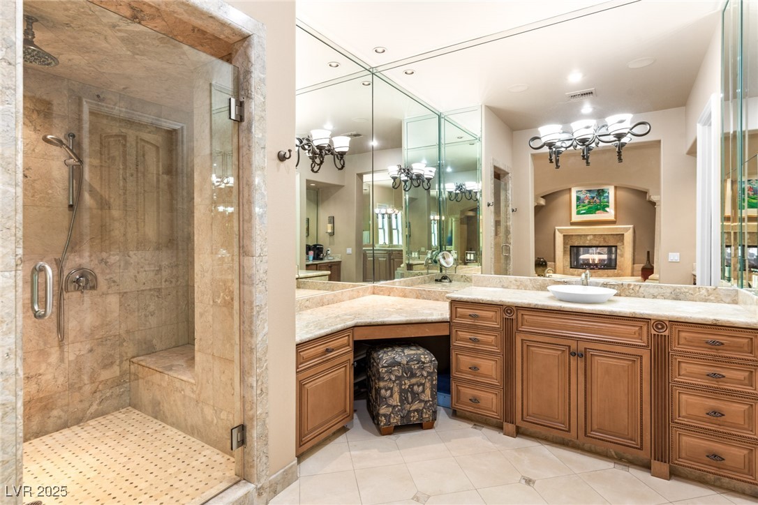 9505 Tournament Canyon Drive