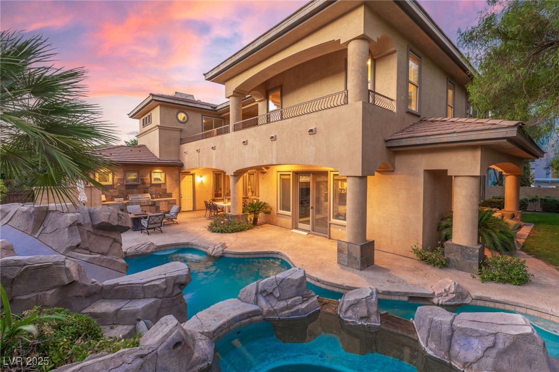 9505 Tournament Canyon Drive