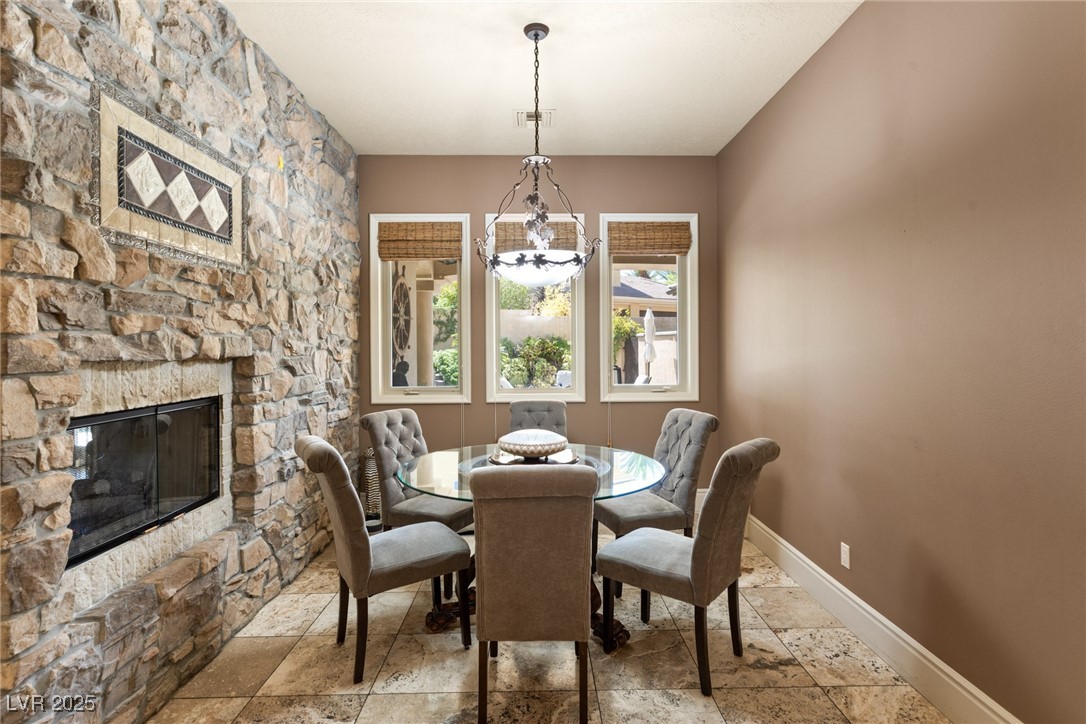 9505 Tournament Canyon Drive