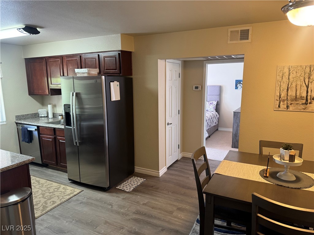 4390 Sandy River Drive 4