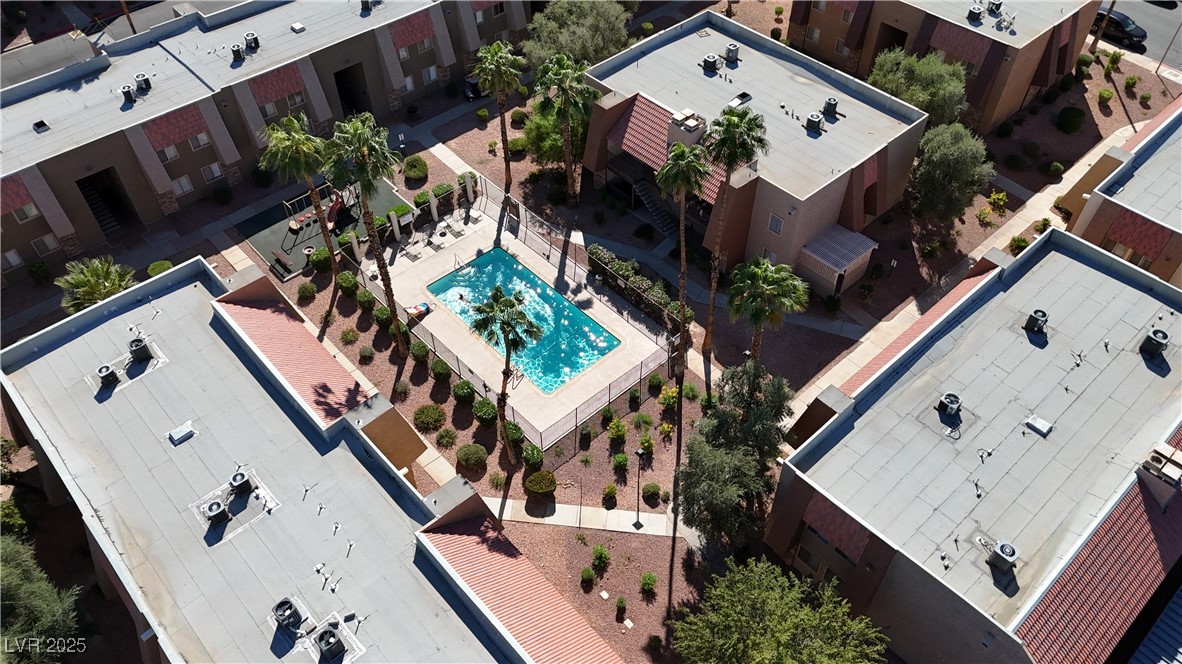 4390 Sandy River Drive 4