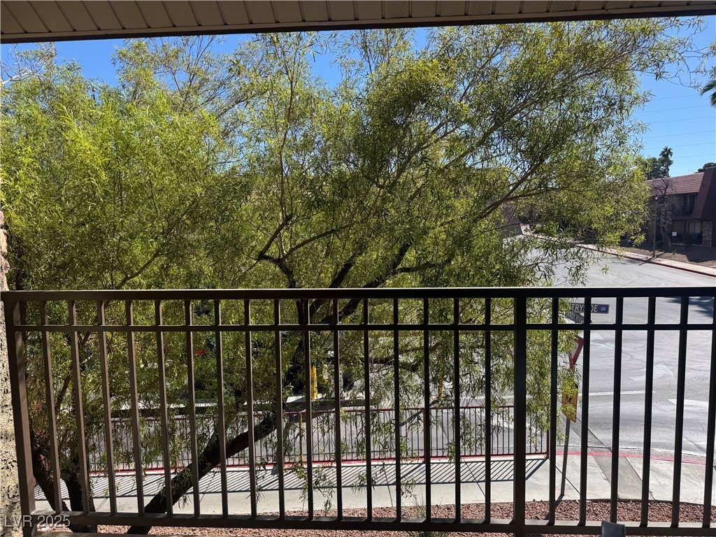 4390 Sandy River Drive 4