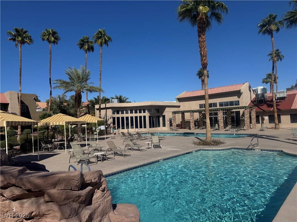 4390 Sandy River Drive 4