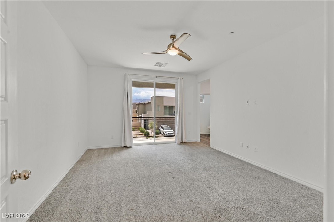 8852 Flora Run Avenue