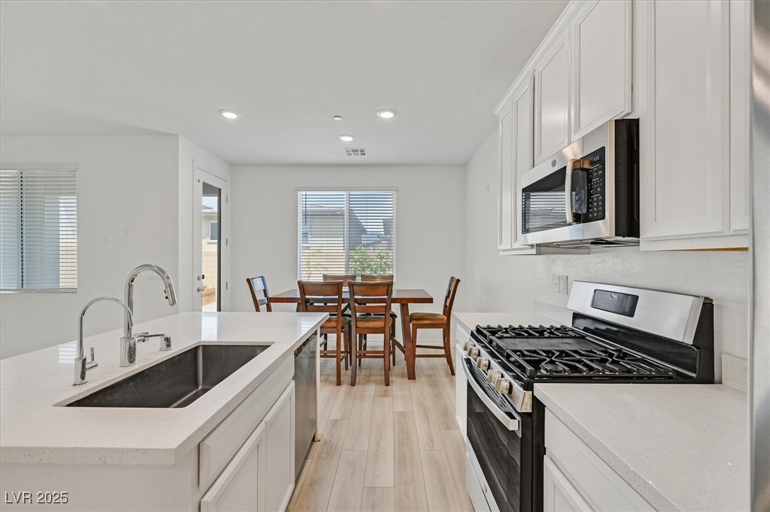 8852 Flora Run Avenue