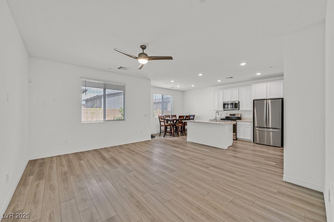 8852 Flora Run Avenue