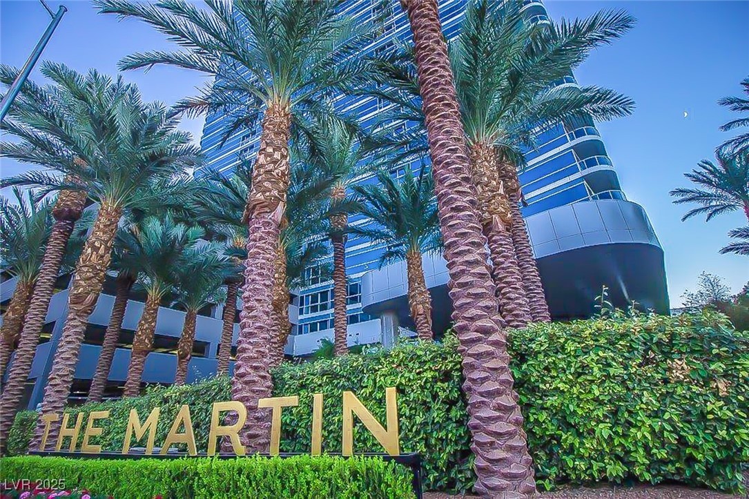 4471 Dean Martin Drive 1001