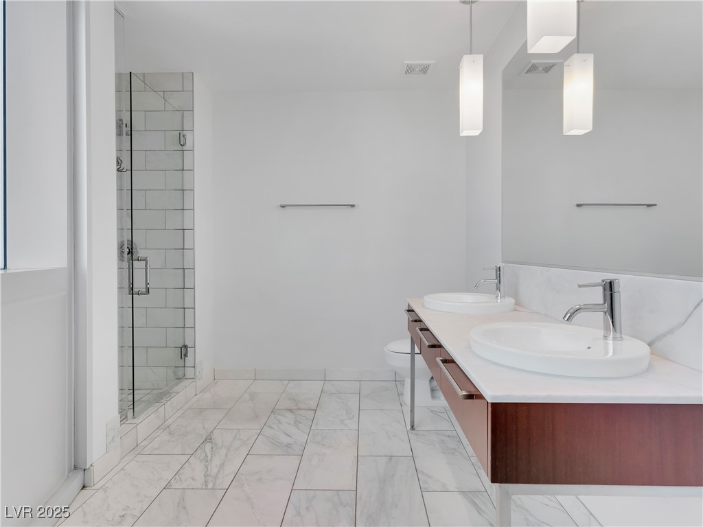 4471 Dean Martin Drive 1001