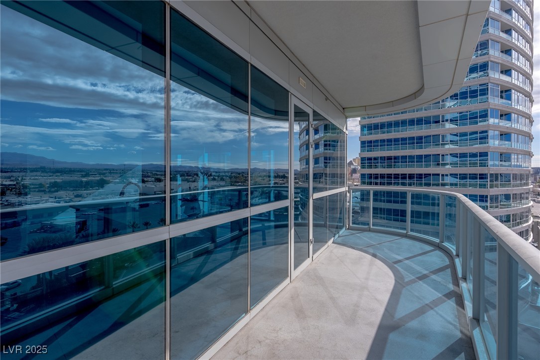 4471 Dean Martin Drive 1001