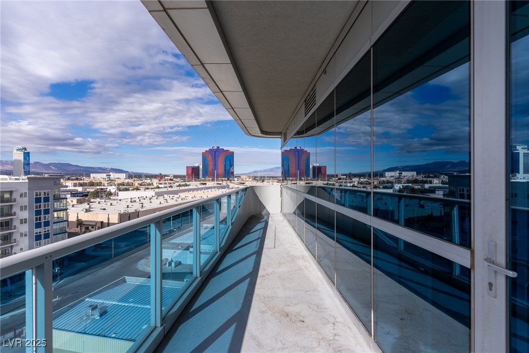 4471 Dean Martin Drive 1001