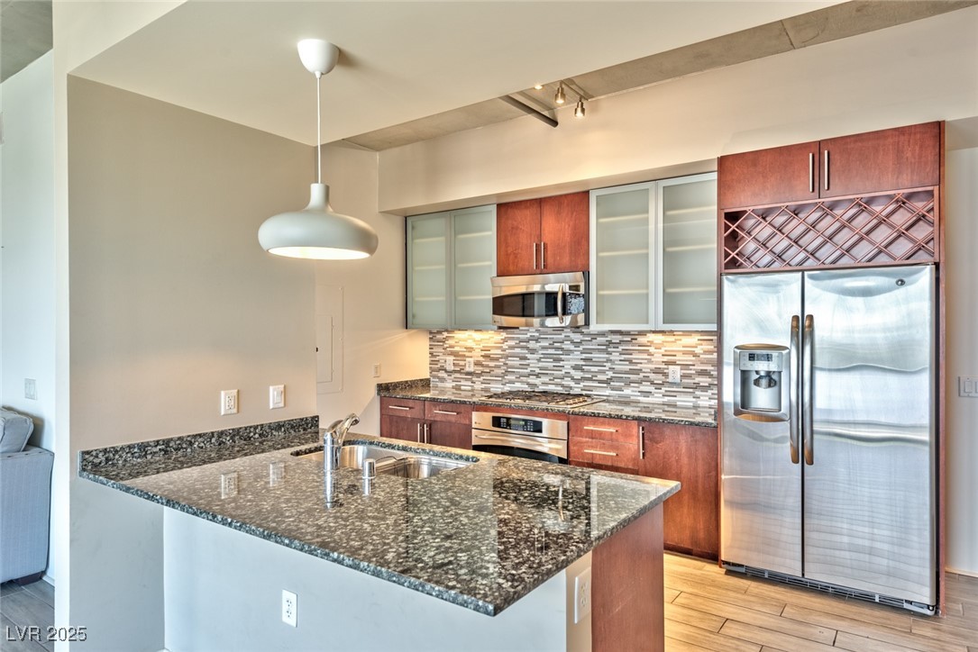 353 East Bonneville Avenue 737