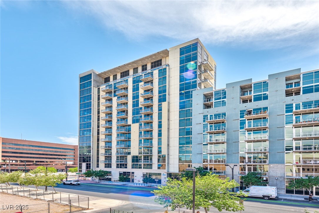 353 East Bonneville Avenue 737