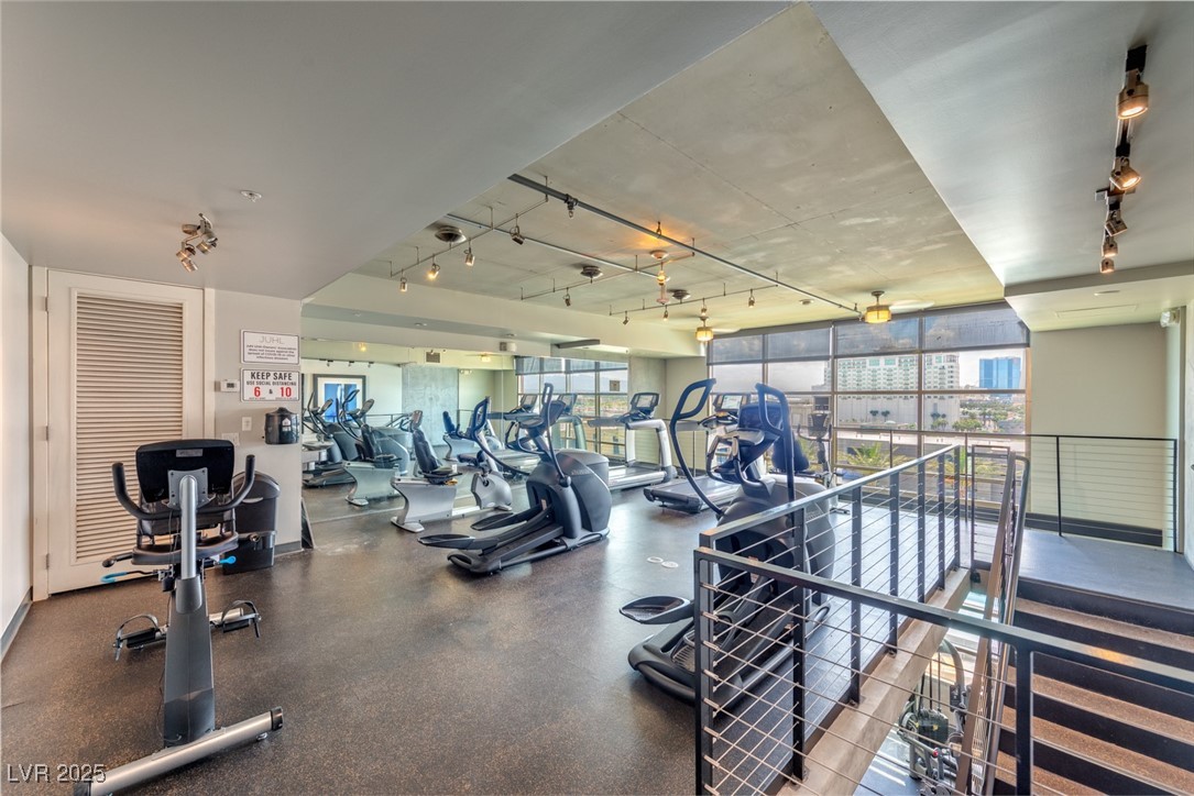 353 East Bonneville Avenue 737