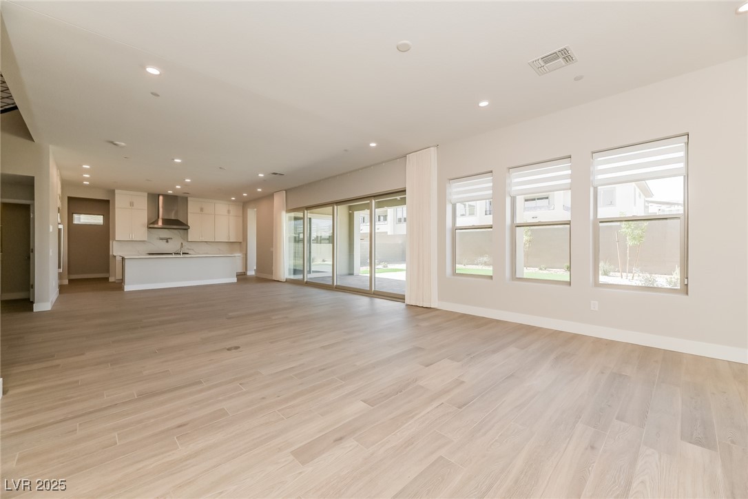 5073 Slatestone Street