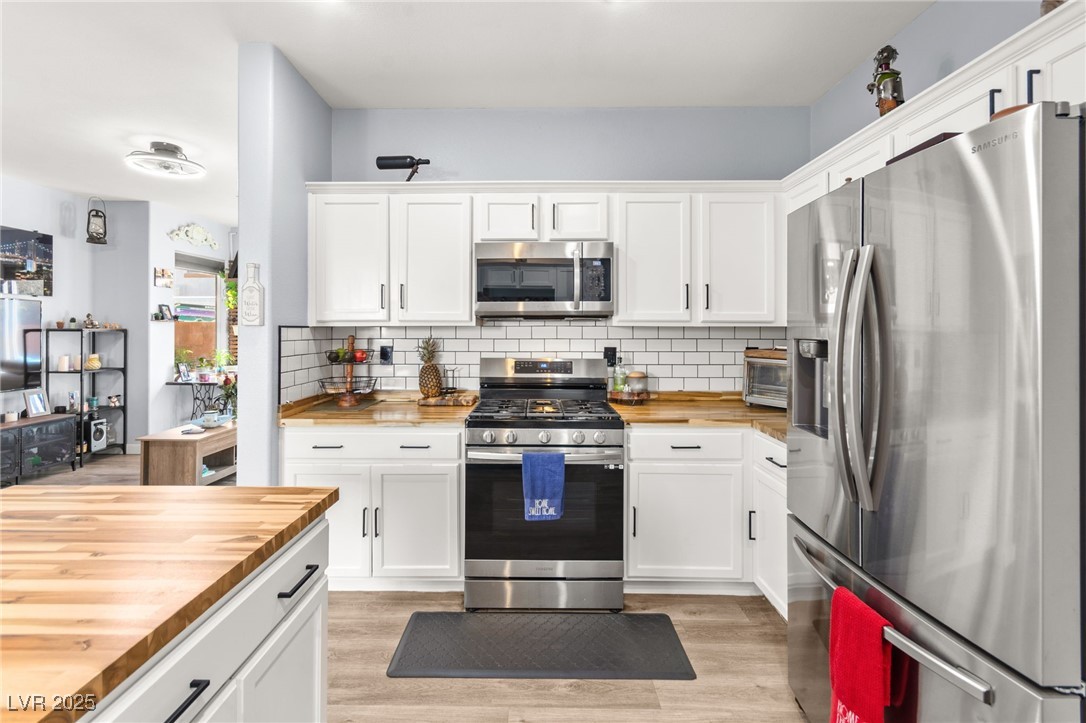 8941 Addison Walk Court