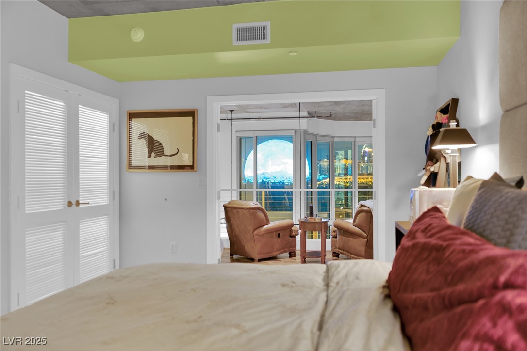 360 East Desert Inn Road 607