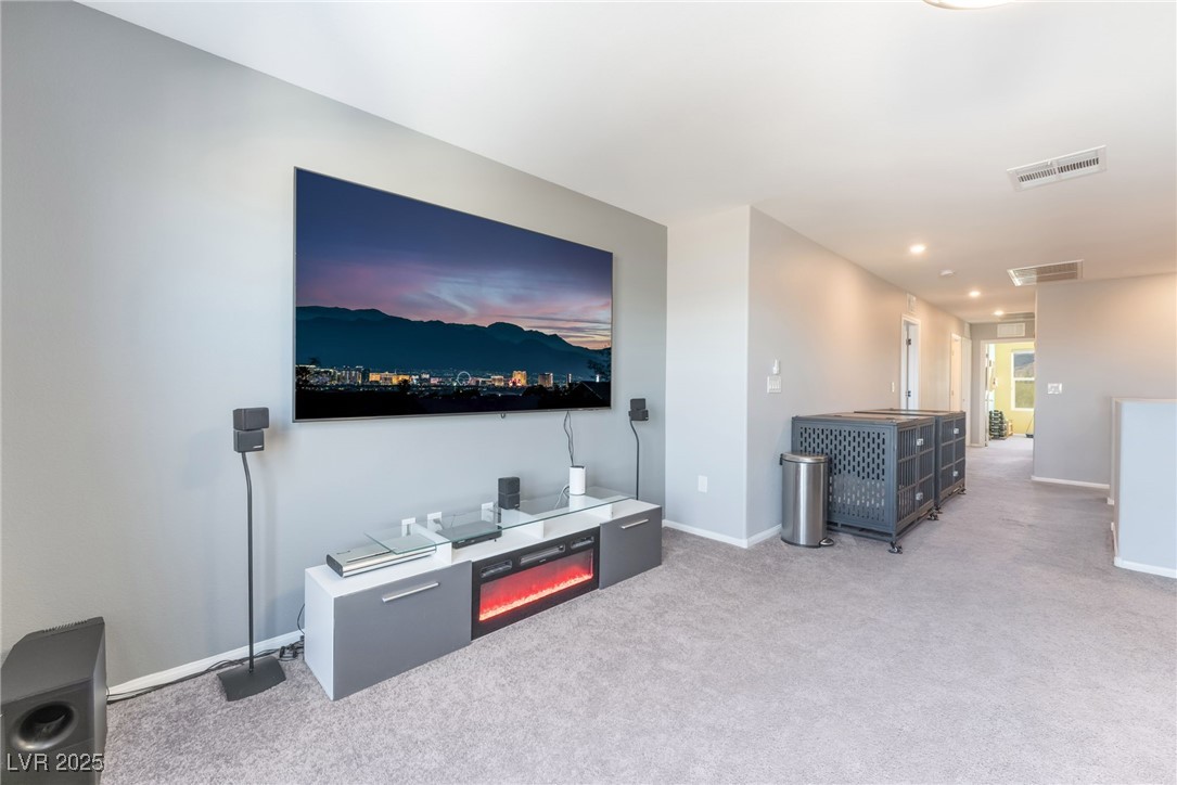 675 Turtleback Falls Avenue