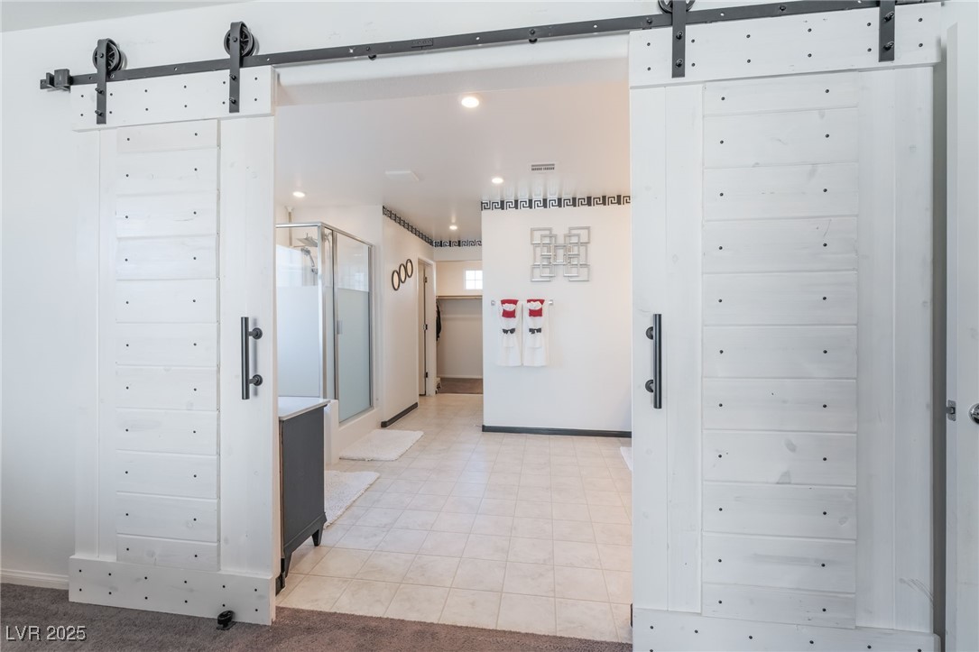 675 Turtleback Falls Avenue