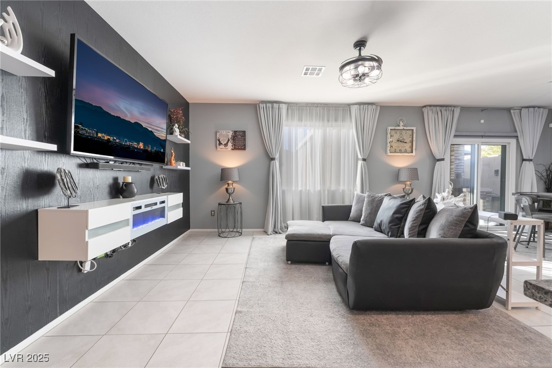 675 Turtleback Falls Avenue