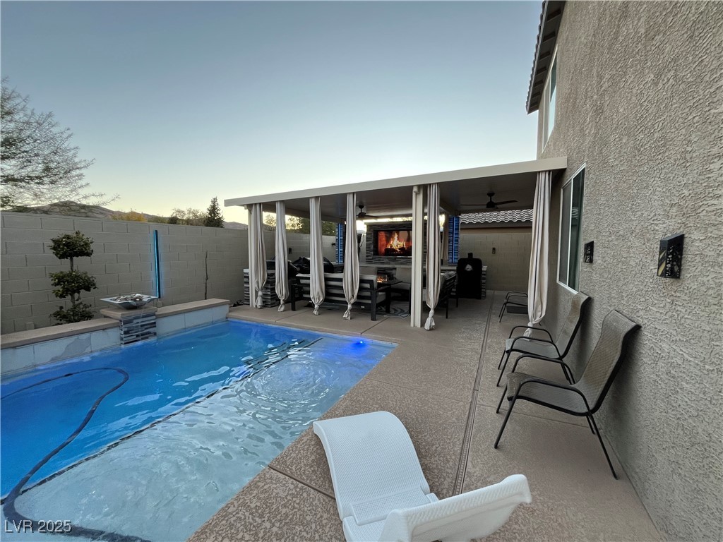 675 Turtleback Falls Avenue