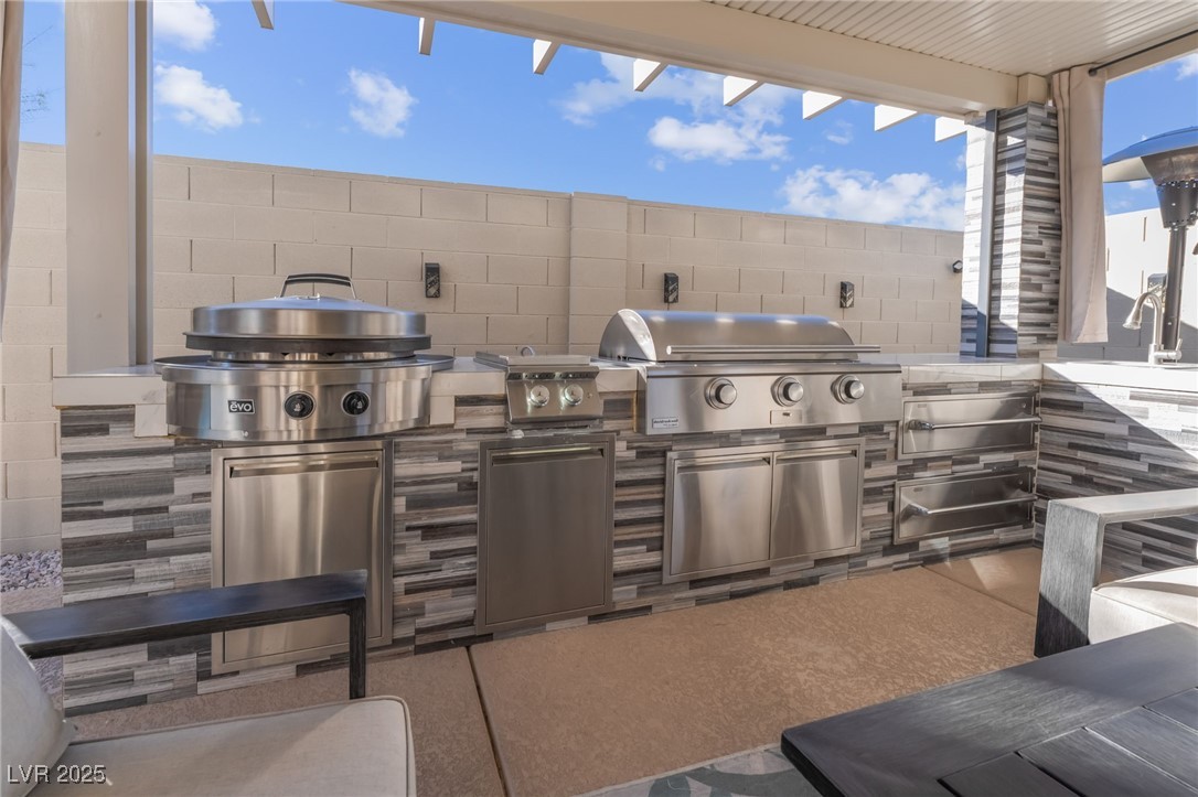 675 Turtleback Falls Avenue