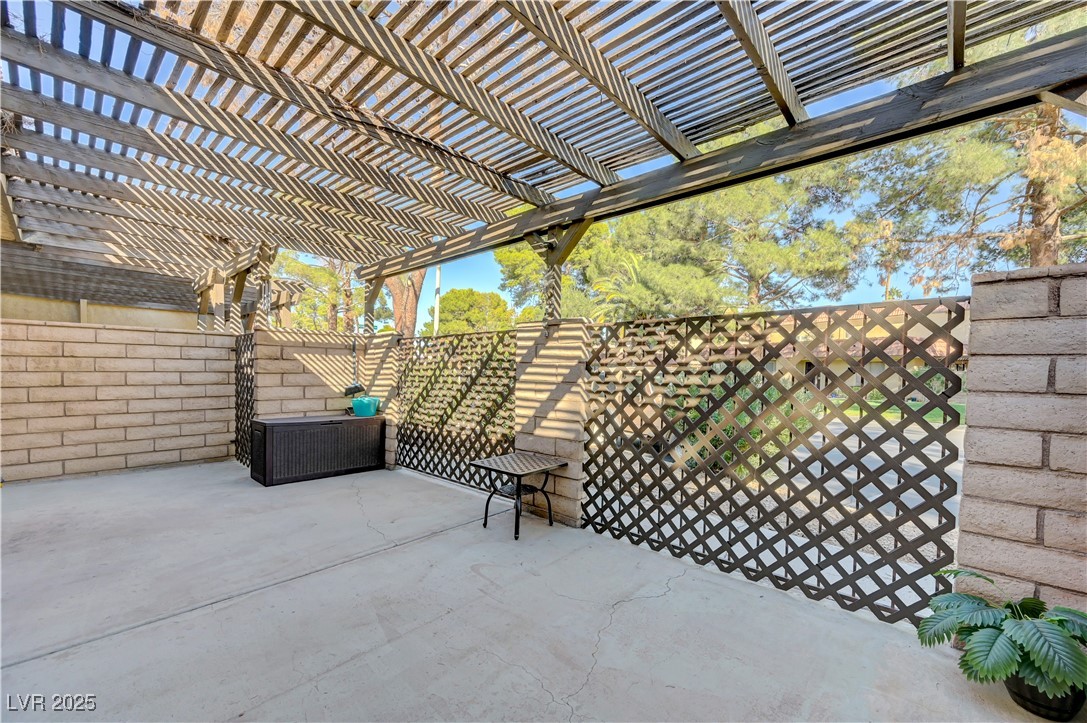 639 Pepper Tree Circle