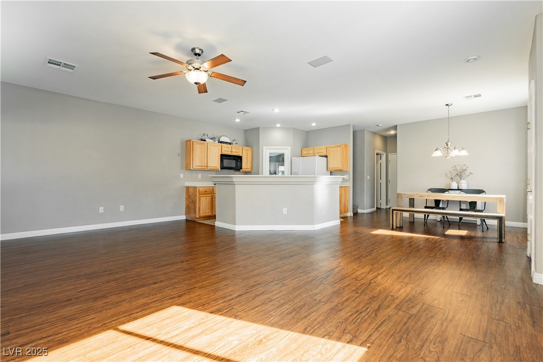 67 Dow Jones Street 3