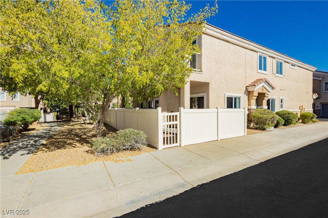 67 Dow Jones Street 3