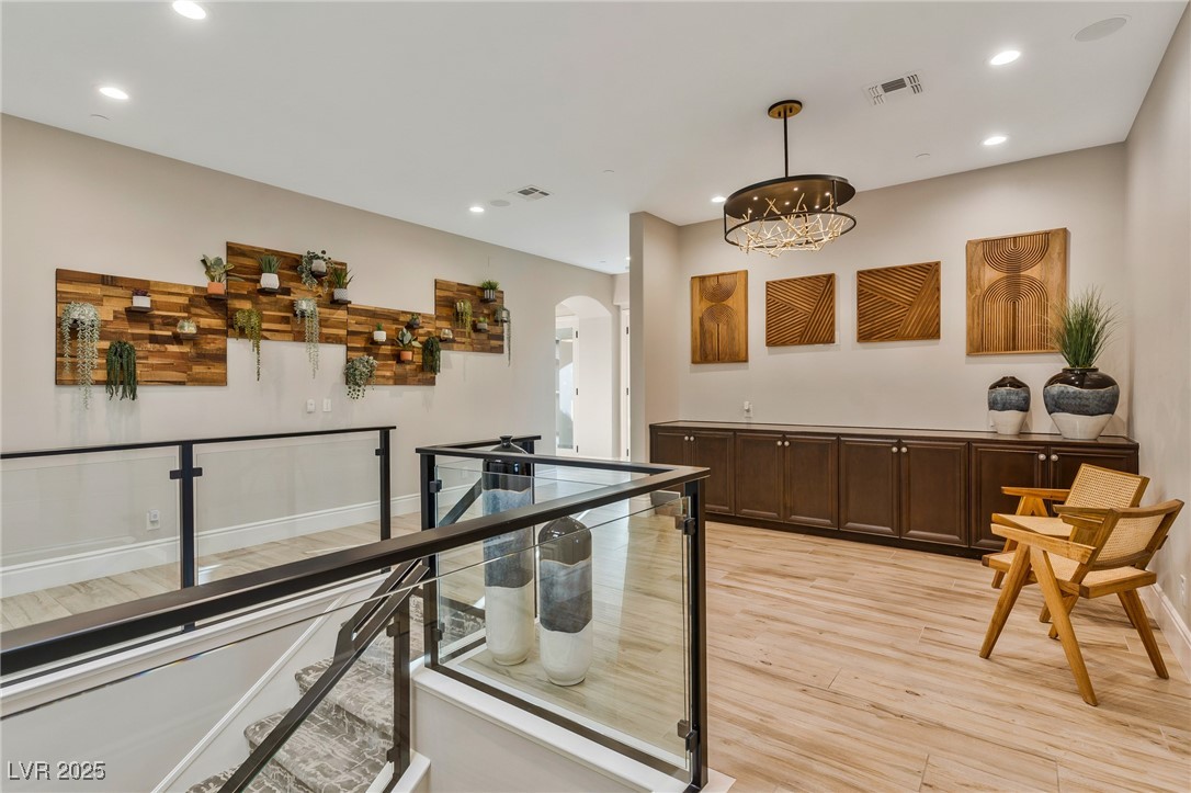 5 Wood Creek Court
