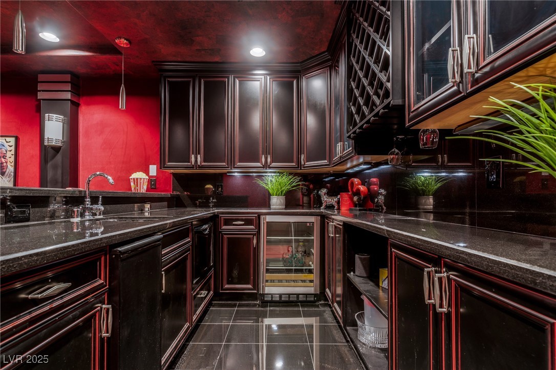 5 Wood Creek Court