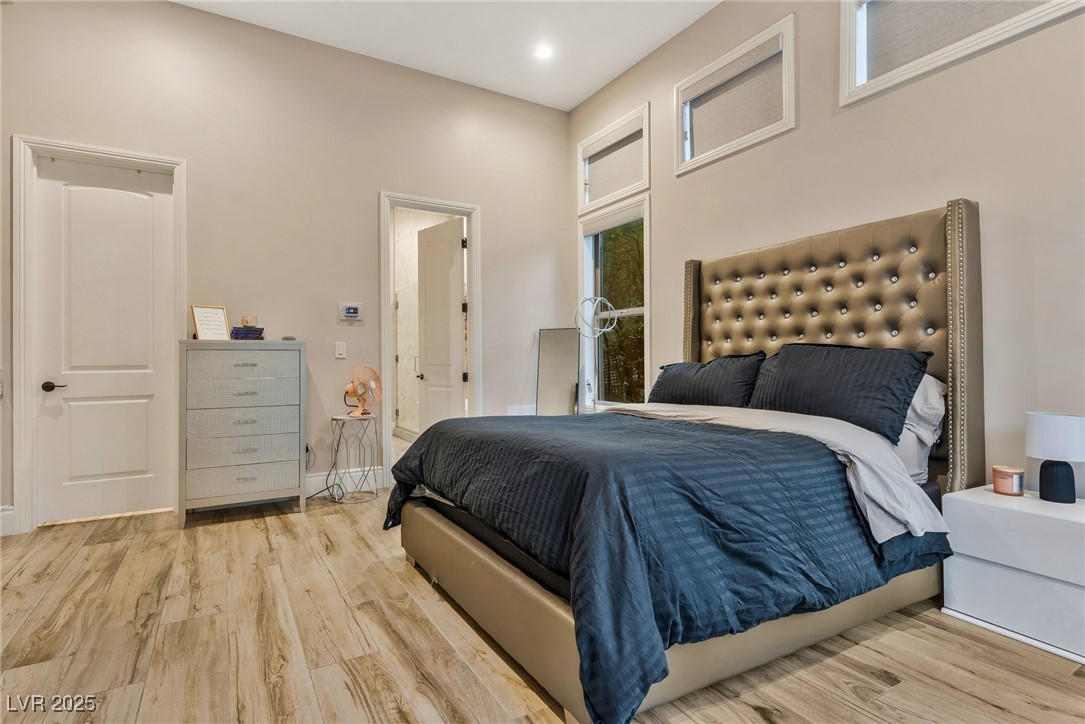 5 Wood Creek Court