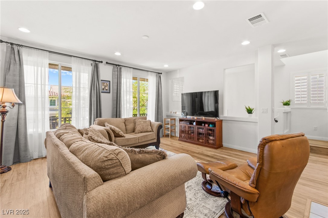 7024 Adler Falls Street