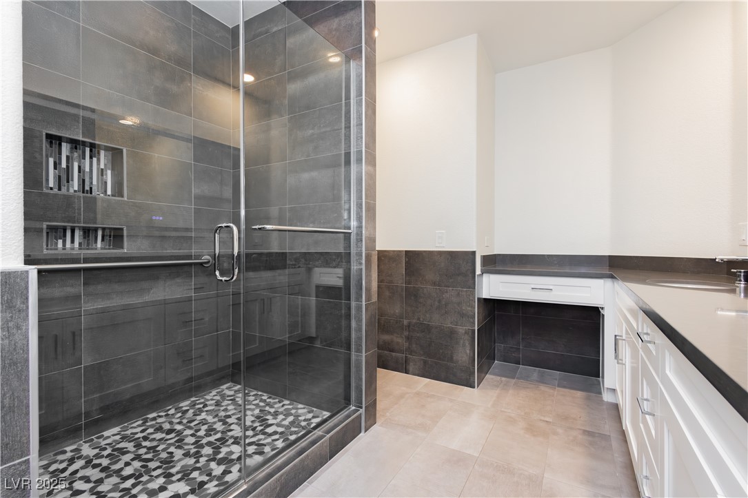 9420 San Laguna Court 103