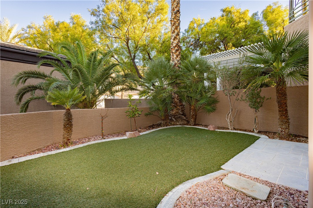 9420 San Laguna Court 103