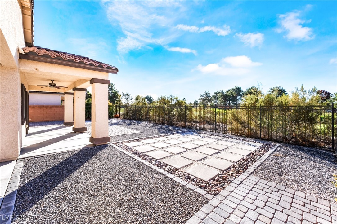 5341 East La Campana Drive