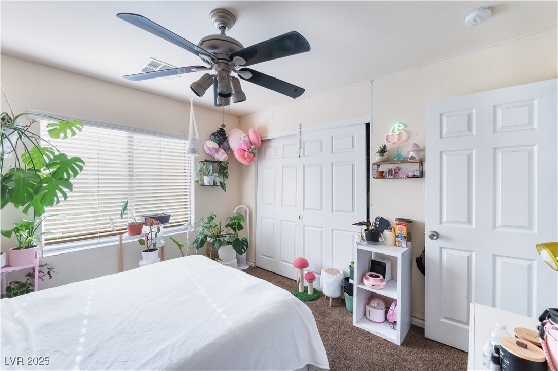 5837 Gold Horizon Street