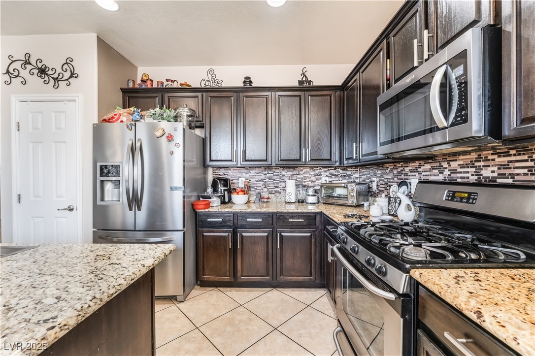 5837 Gold Horizon Street