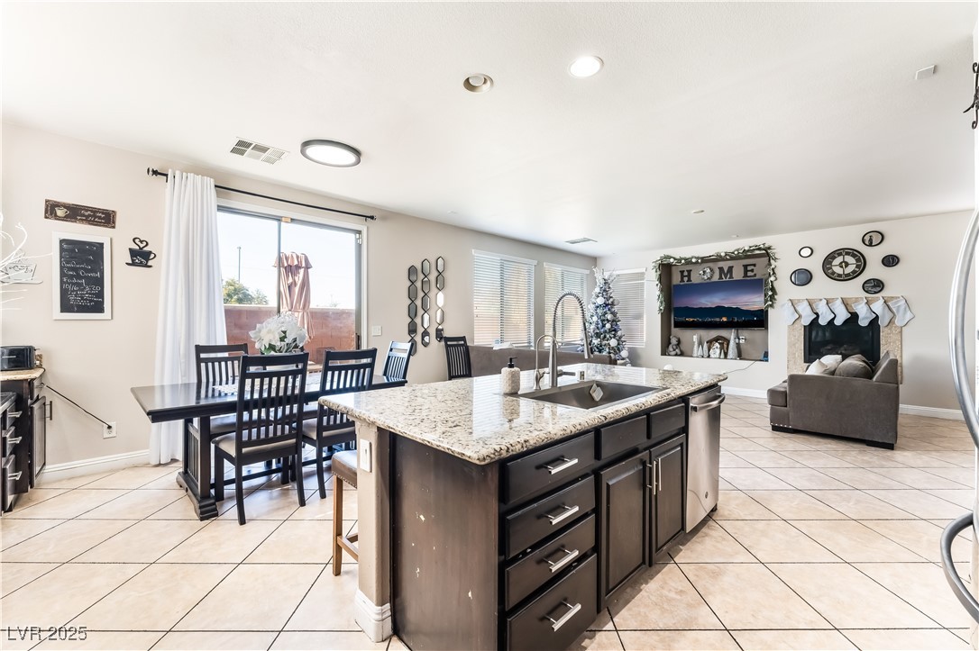 5837 Gold Horizon Street