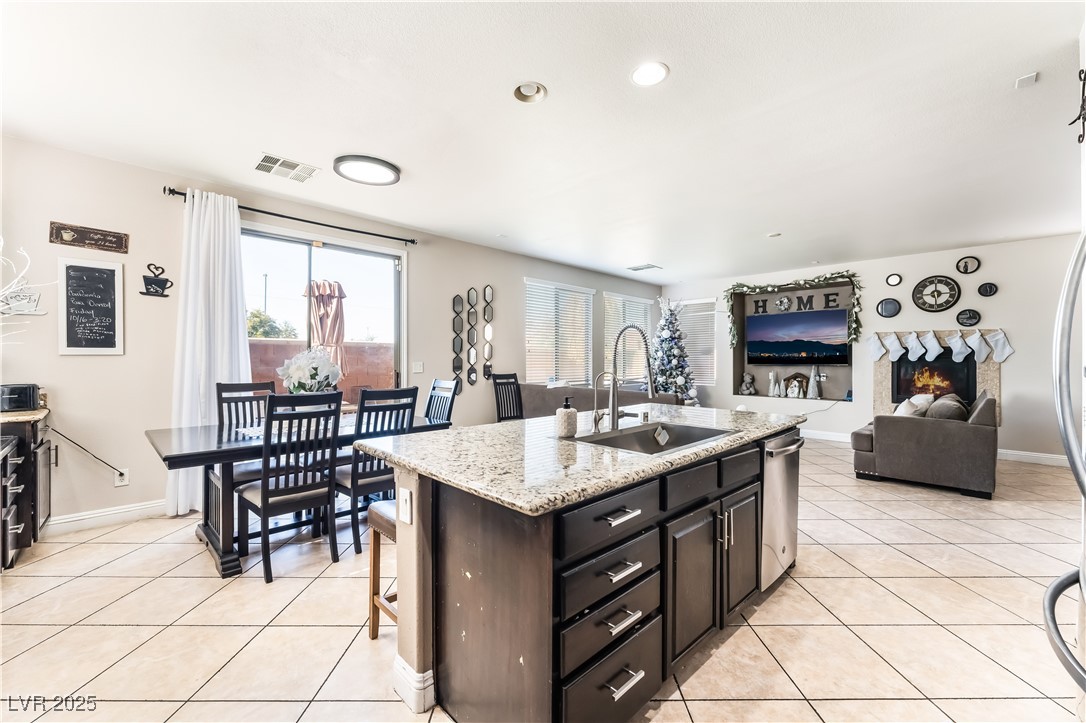 5837 Gold Horizon Street