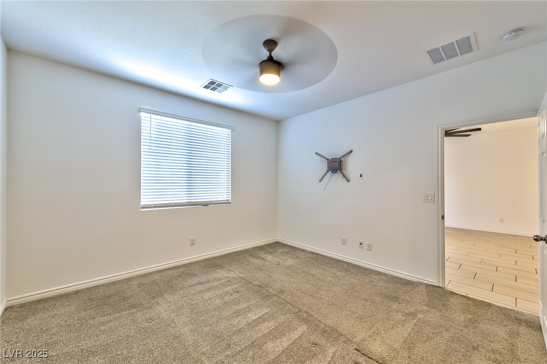 988 Edel Hest Avenue