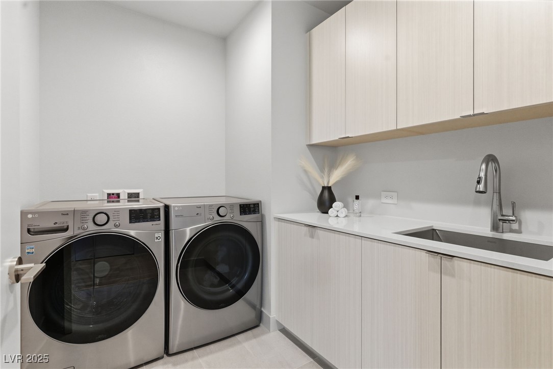 4022 Heron Fairway Drive