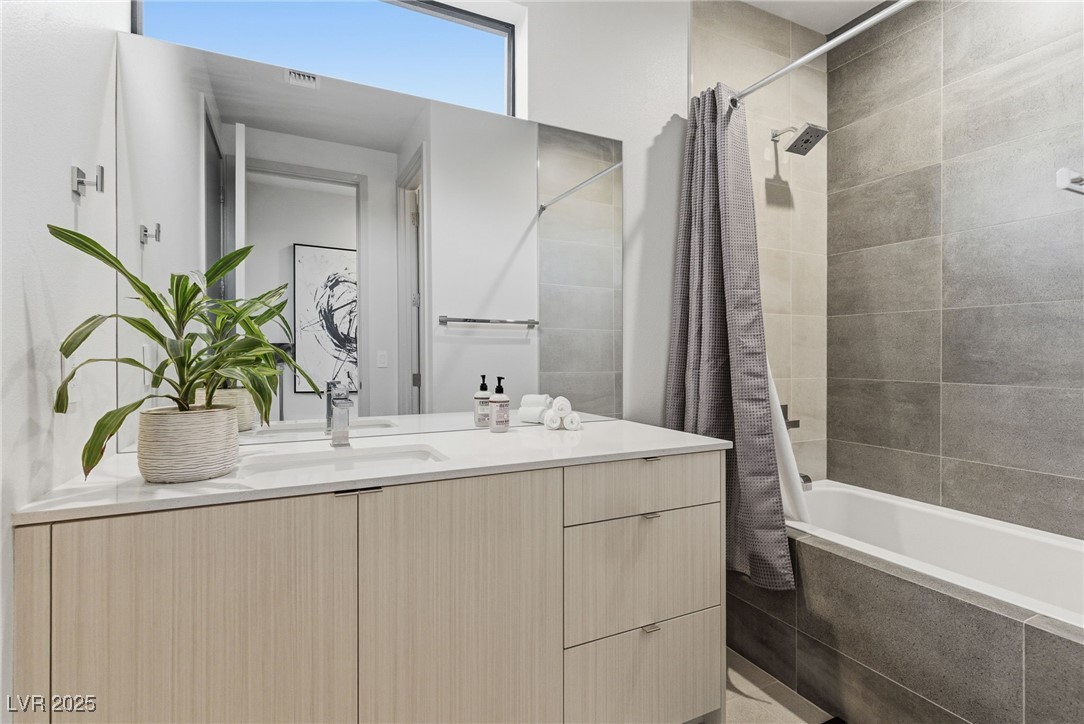 4022 Heron Fairway Drive