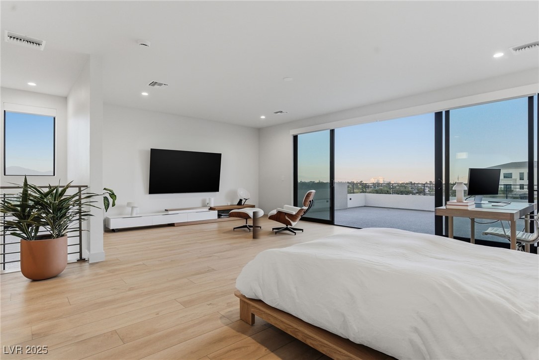 4022 Heron Fairway Drive