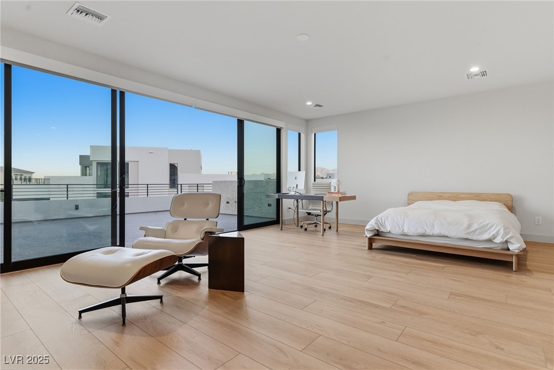 4022 Heron Fairway Drive