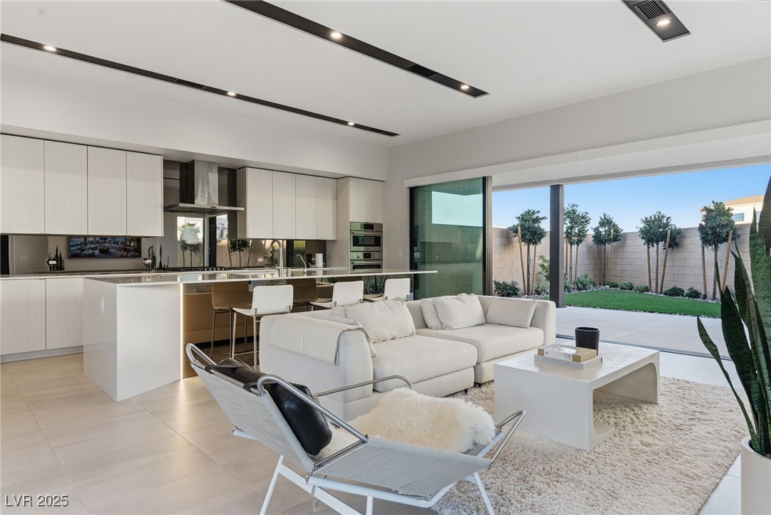 4022 Heron Fairway Drive