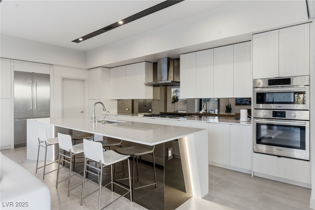 4022 Heron Fairway Drive